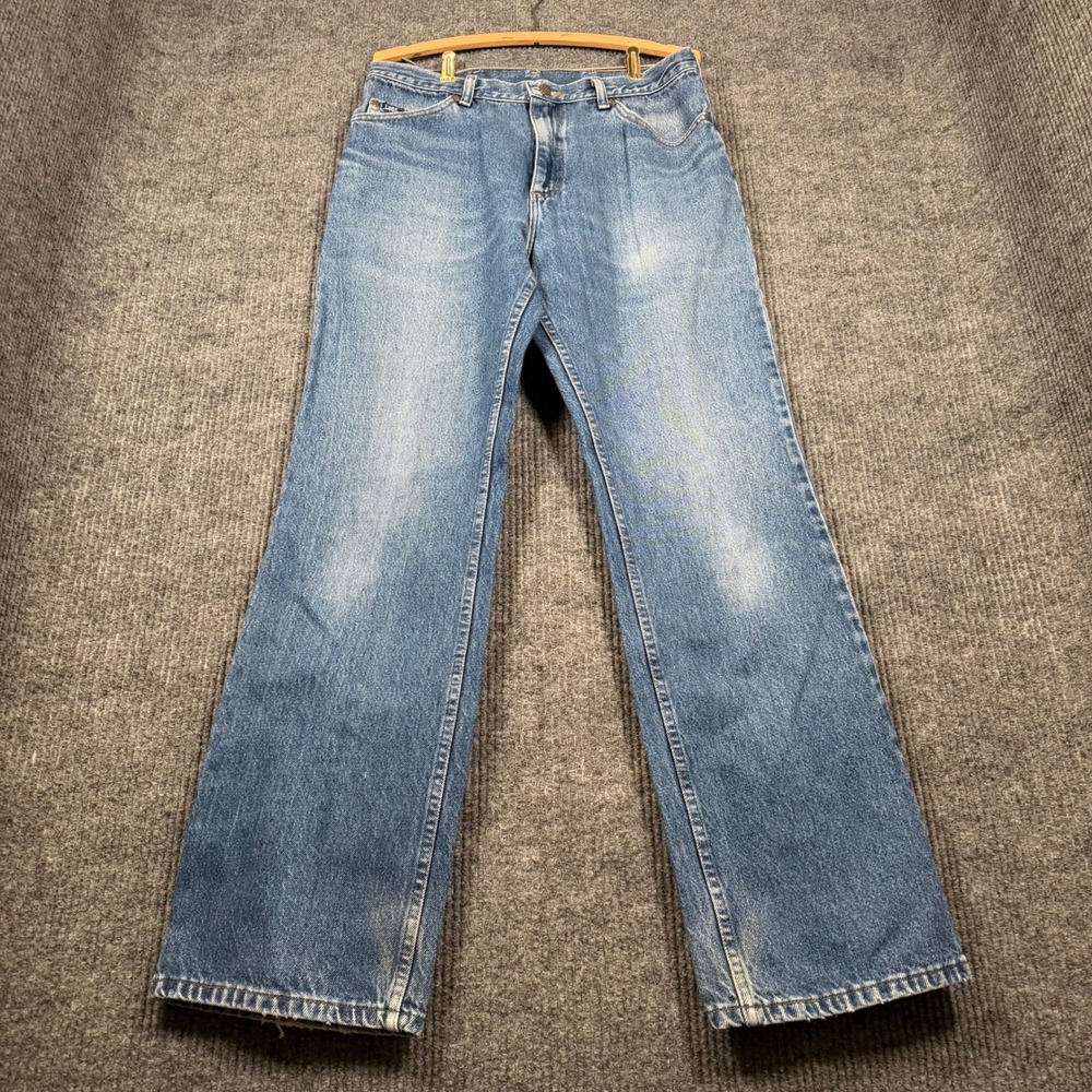 Vintage 80s 90s Lee Jeans Men 32x32 Faded Blue Denim High Rise Straight Leg USA